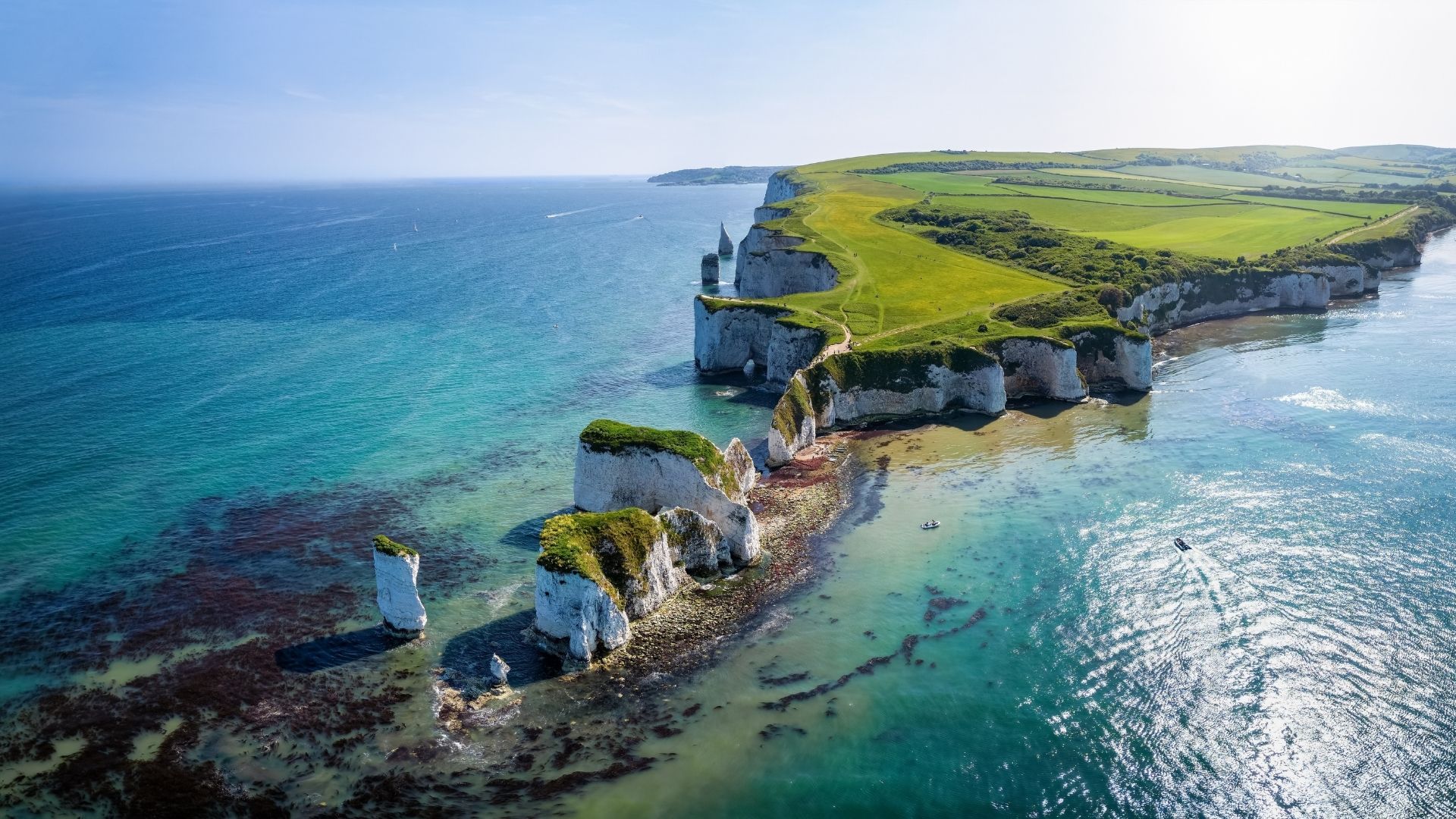 image of Durdle door  and coastline.
